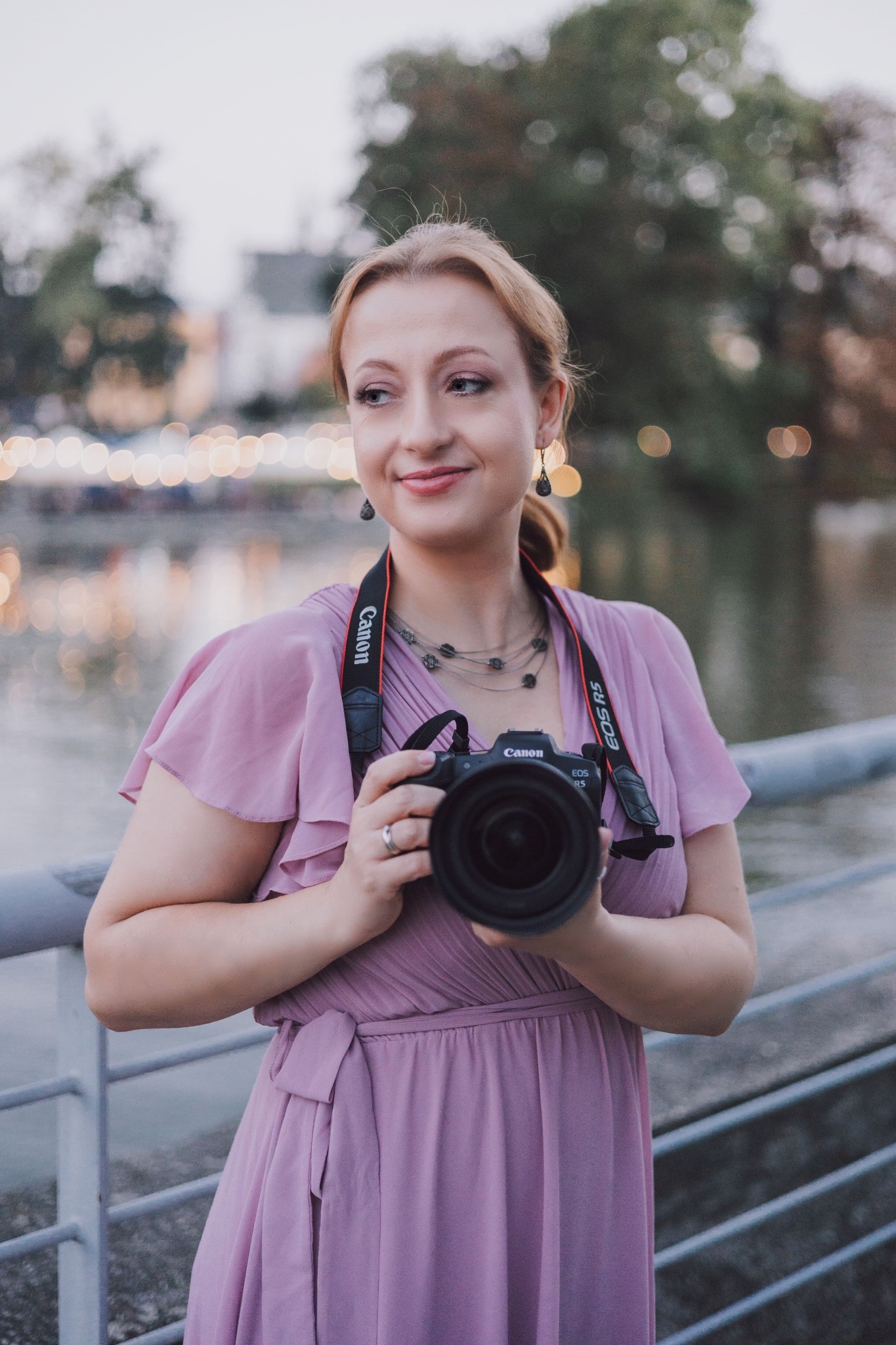 Agnieszka Tradecka, fotografia portretowa Wrocław, fotografia zwierząt, sesje studyjne, sesje plenerowe, sesje biznesowe, Wrocław