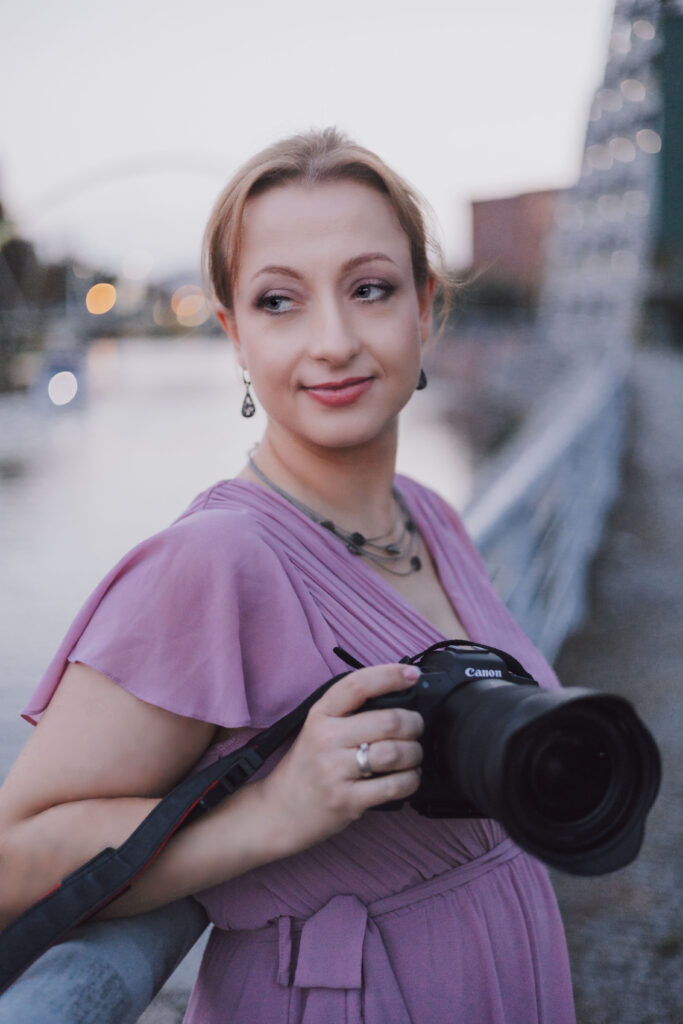 Agnieszka Tradecka, fotografia portretowa, fotografia zwierząt, sesje studyjne, sesje plenerowe, sesje biznesowe, Wrocław